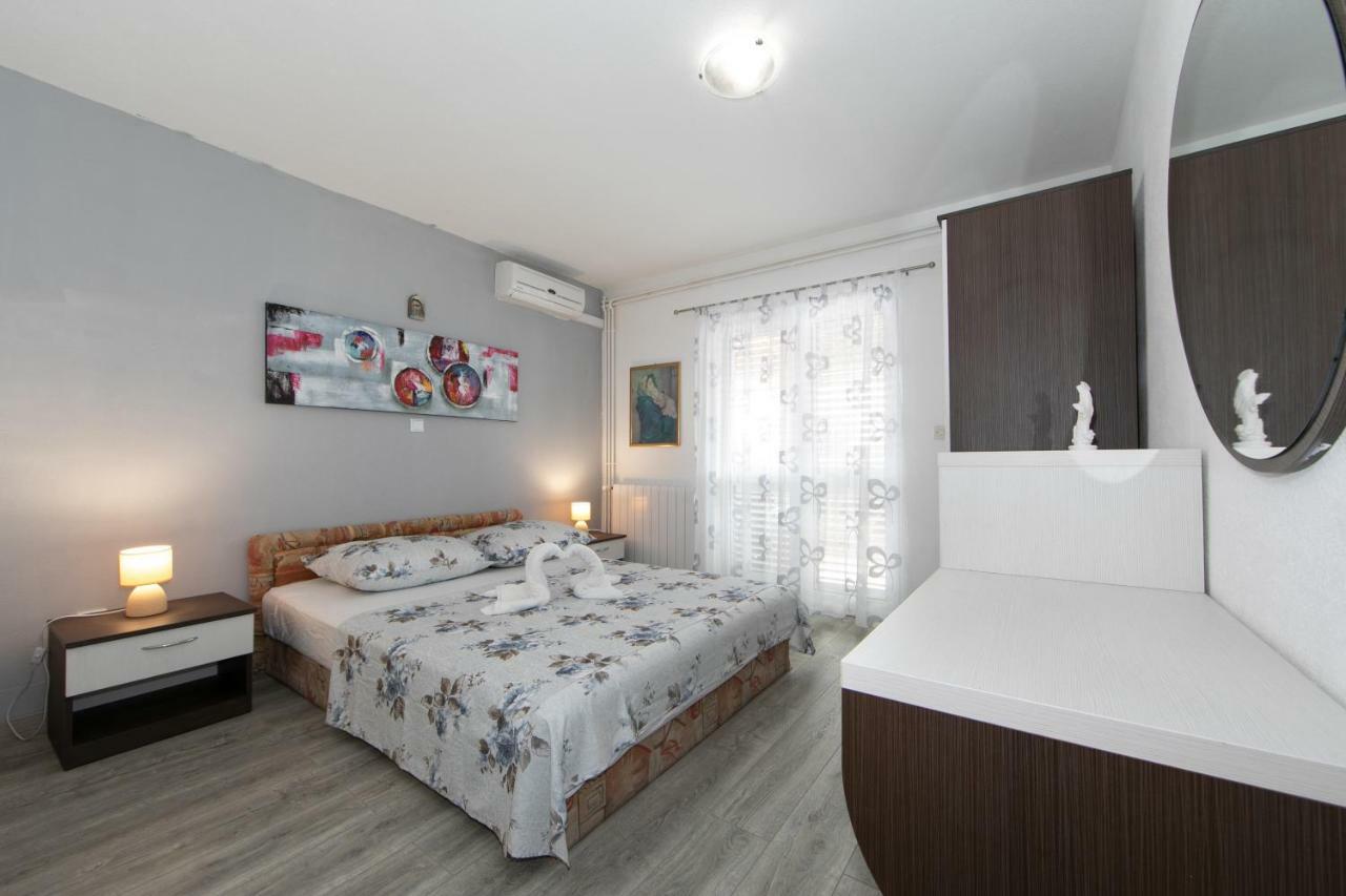 David I Rino Apartment Brela Bagian luar foto